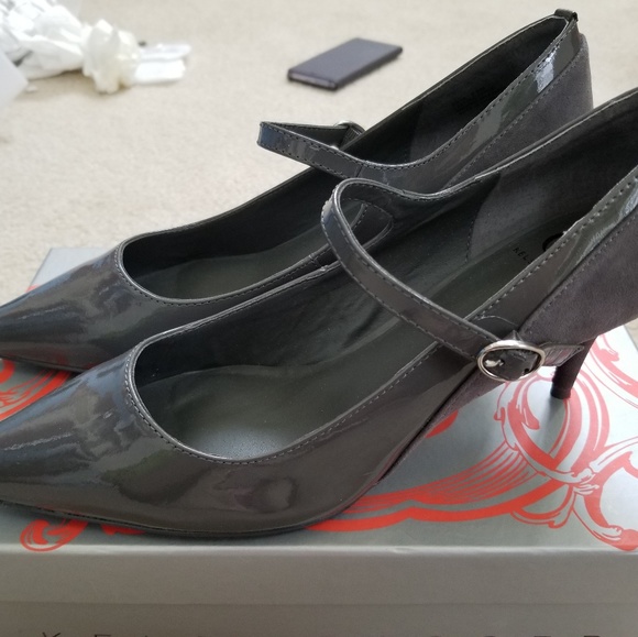Kelsi Dagger Esta Grey Mary Jane Heels 8.5M - Picture 2 of 8